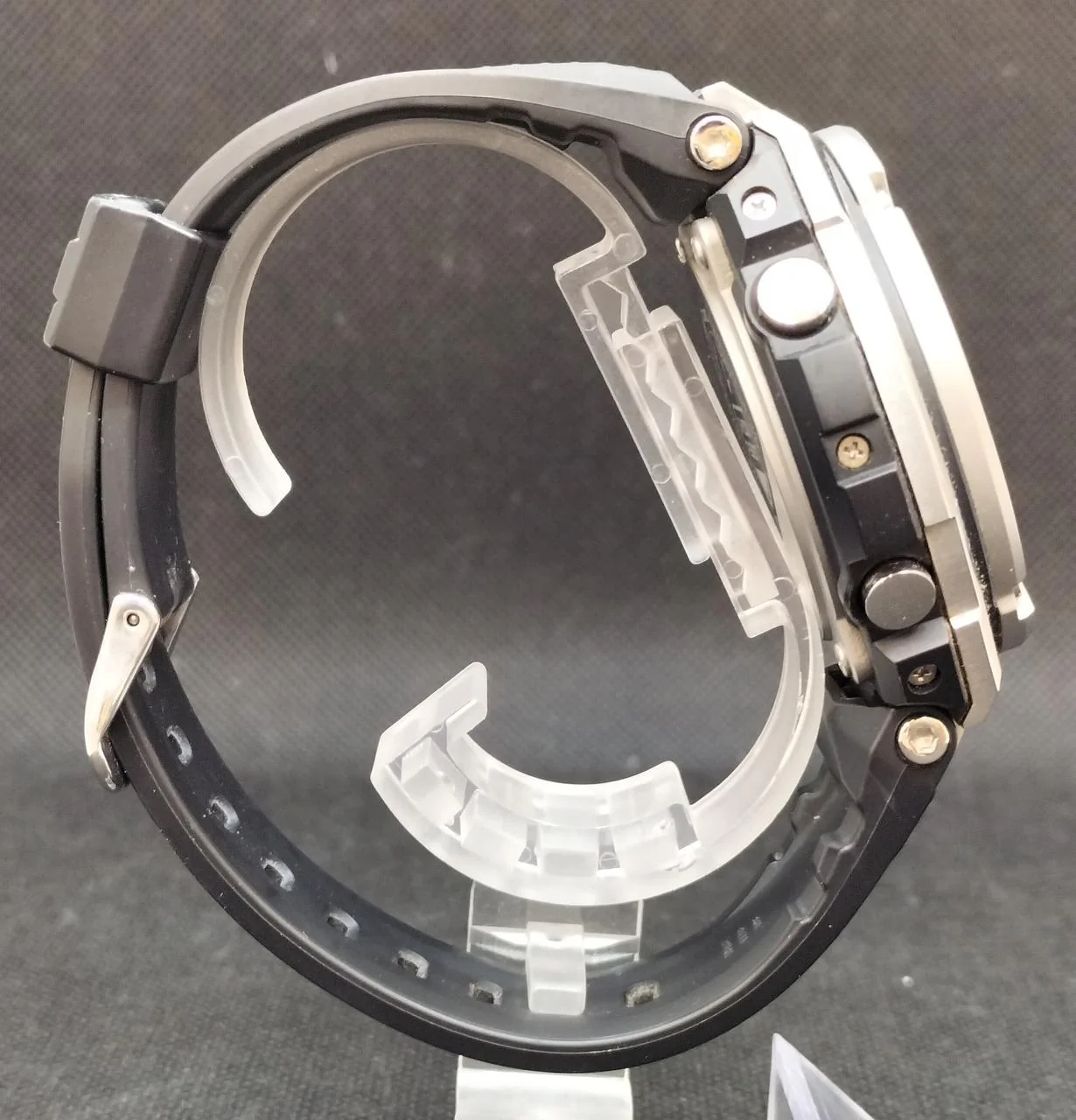 CASIO G-SHOCK GST-W110D-1AJF - Image 4