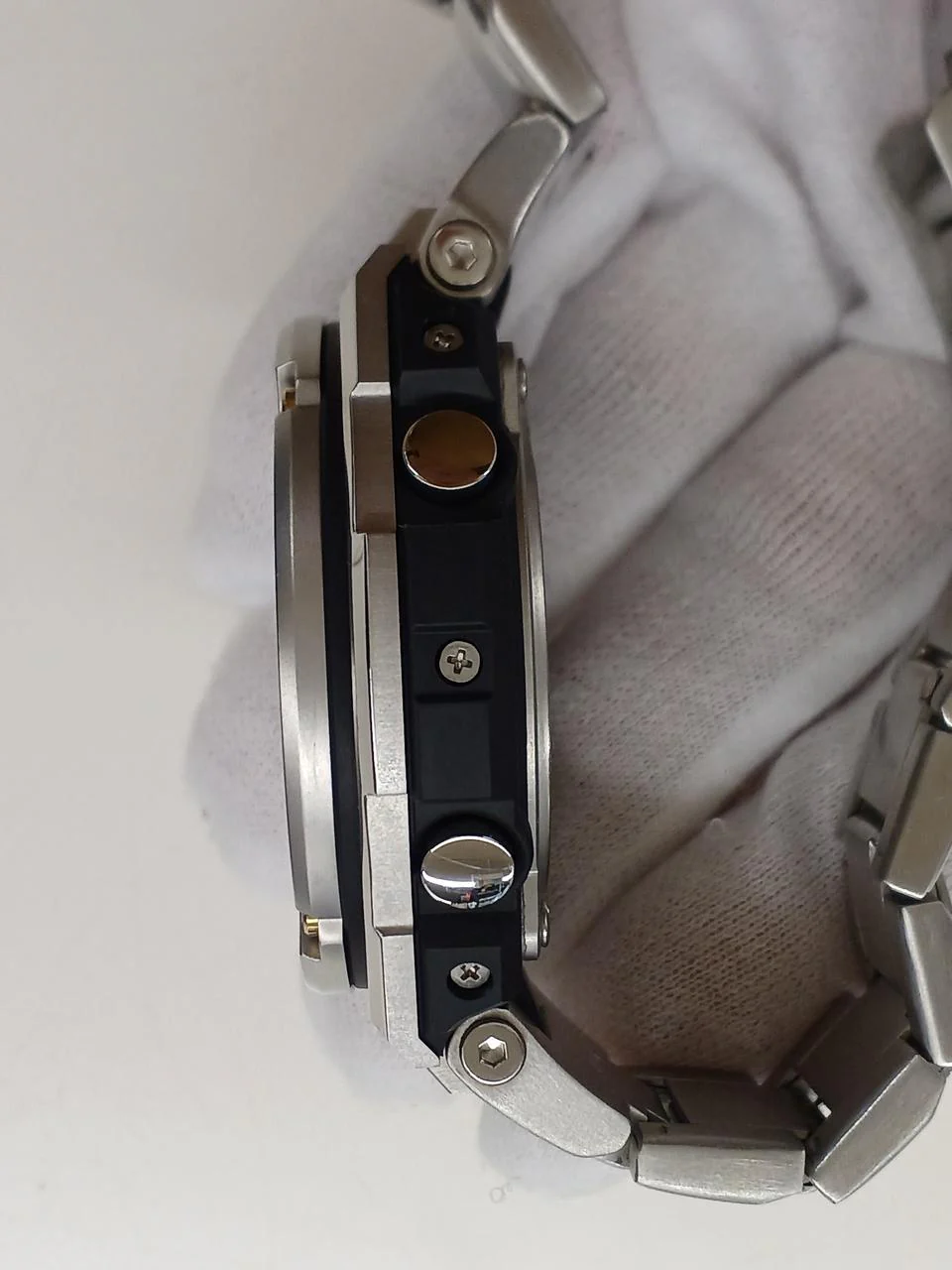 CASIO G-SHOCK GST-W110D - Image 6