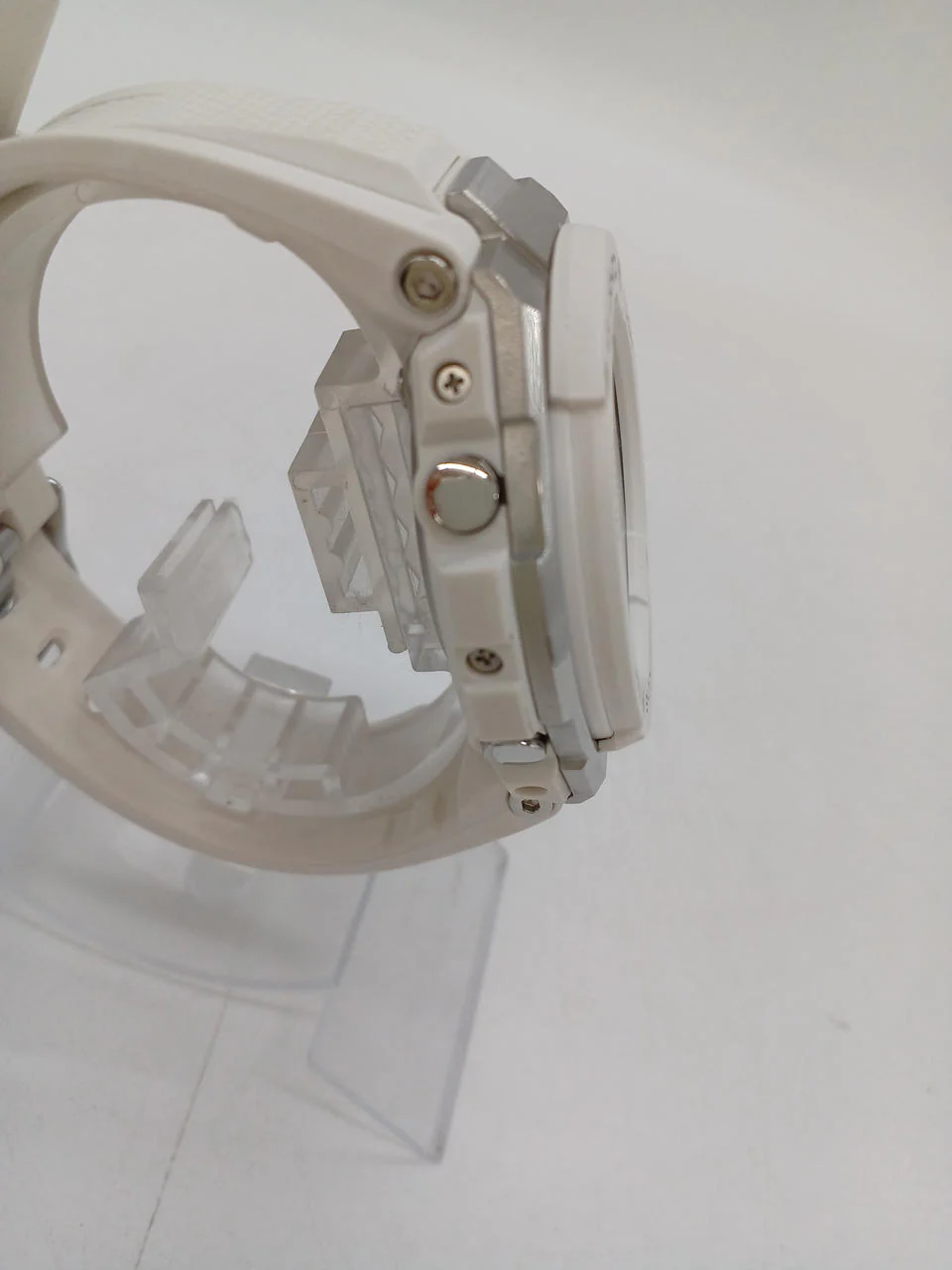 CASIO G-SHOCK GST-W300 - Image 5