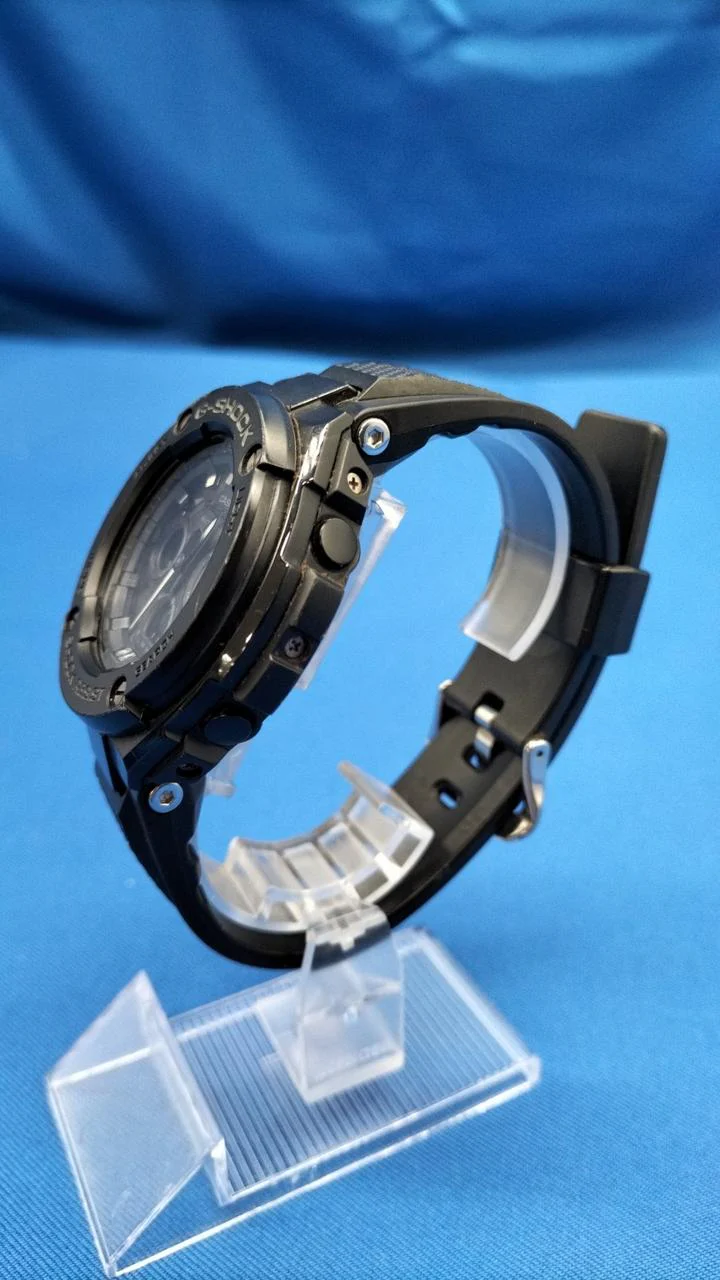 CASIO G-SHOCK GST-W300G - Image 2