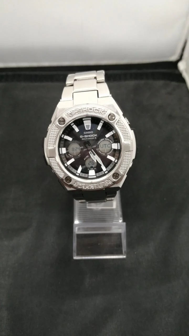 CASIO G-SHOCK GST-W330D