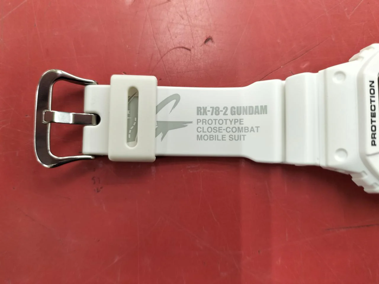 CASIO G-SHOCK Gundam Collaboration Model DW-5600VT - Image 4