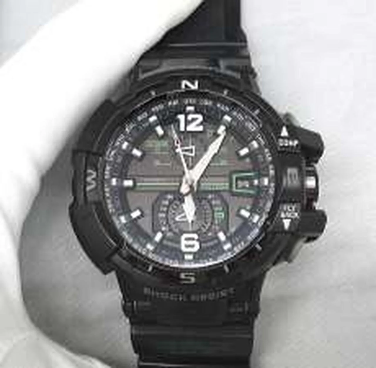 CASIO G-SHOCK GW-A1100-1A3JF - Image 5