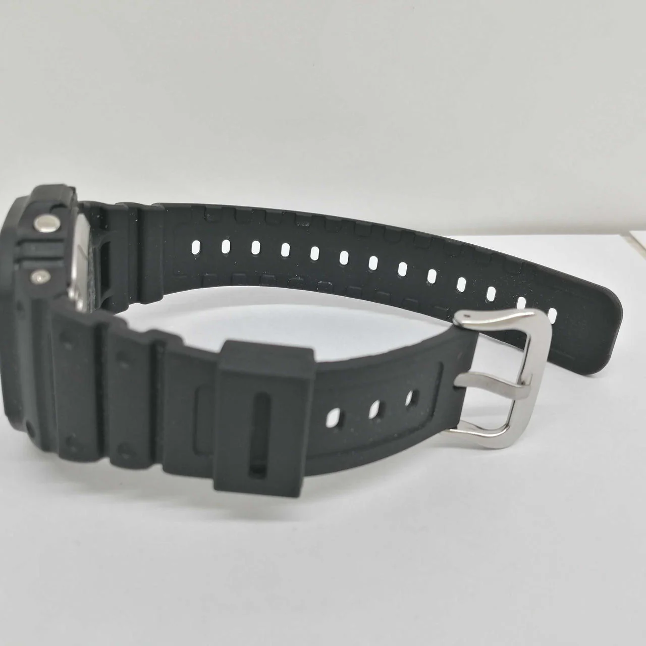 CASIO G-SHOCK GW-M5610U-1ER - Image 11