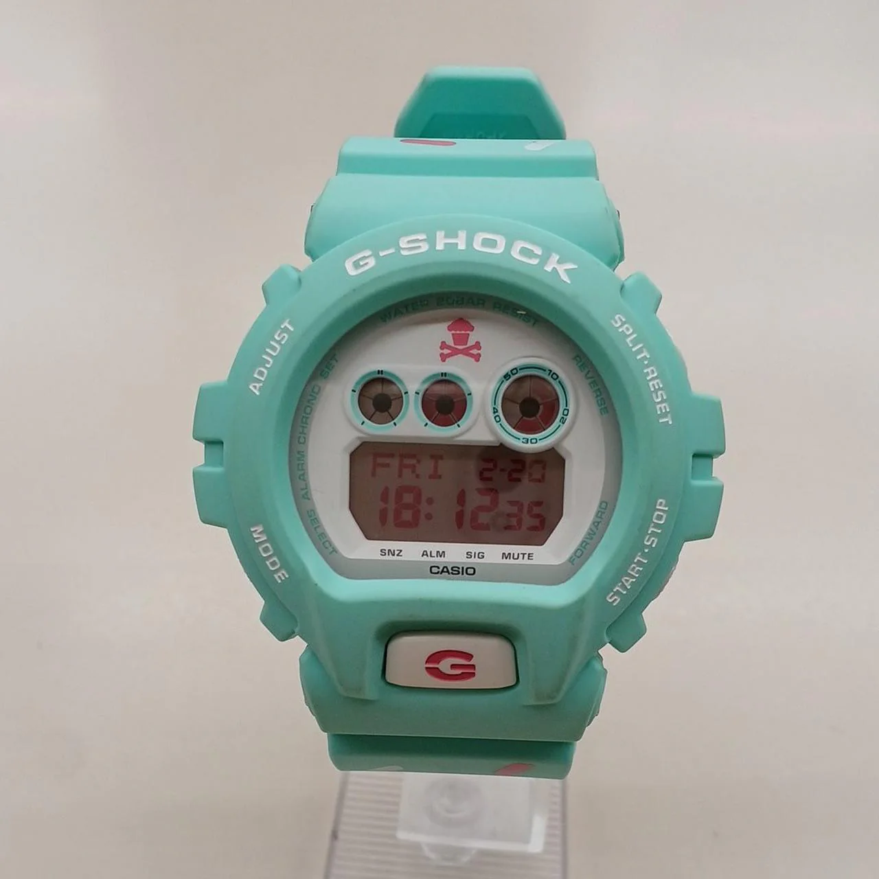 CASIO G-SHOCK JOHNNY CUPCAKES GD-X69 Mint Green Condition B - Image 2