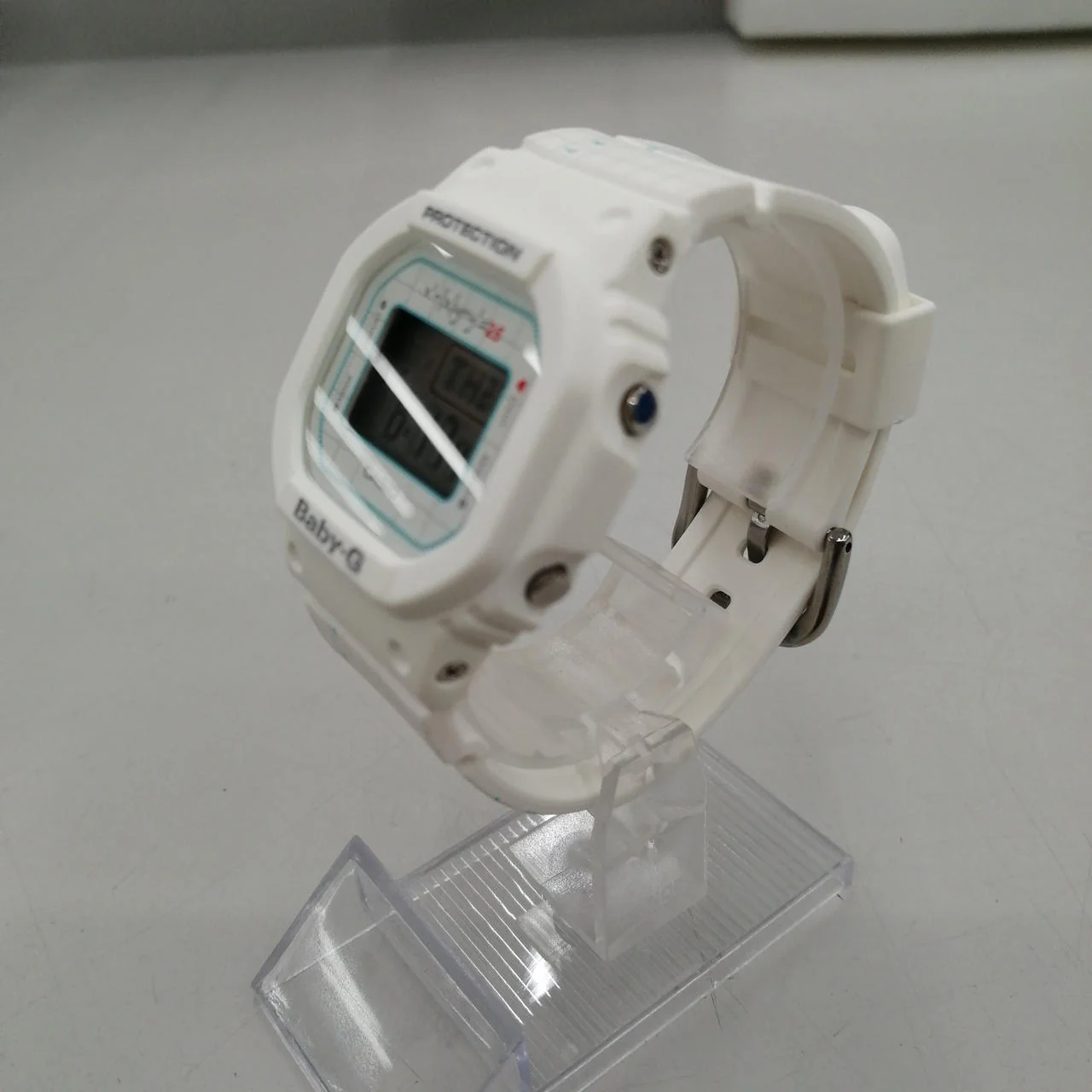 CASIO G-SHOCK LOV-21B-7DR - Image 3