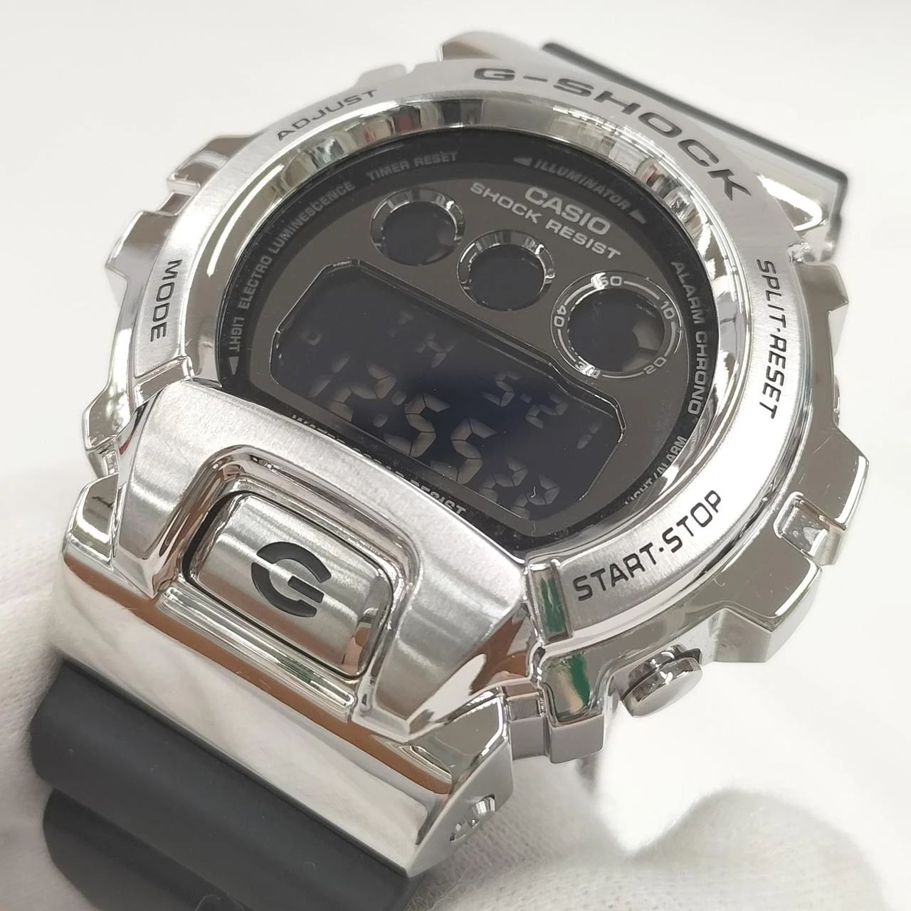 CASIO G-SHOCK Metal Face GM-6900 - Image 3