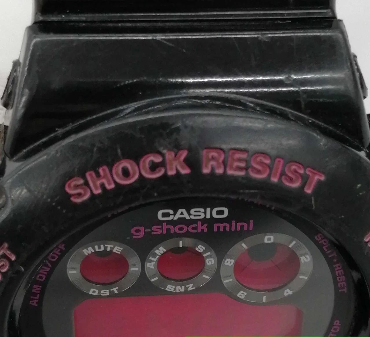 CASIO G-SHOCK MINI GMW-692 - Image 13