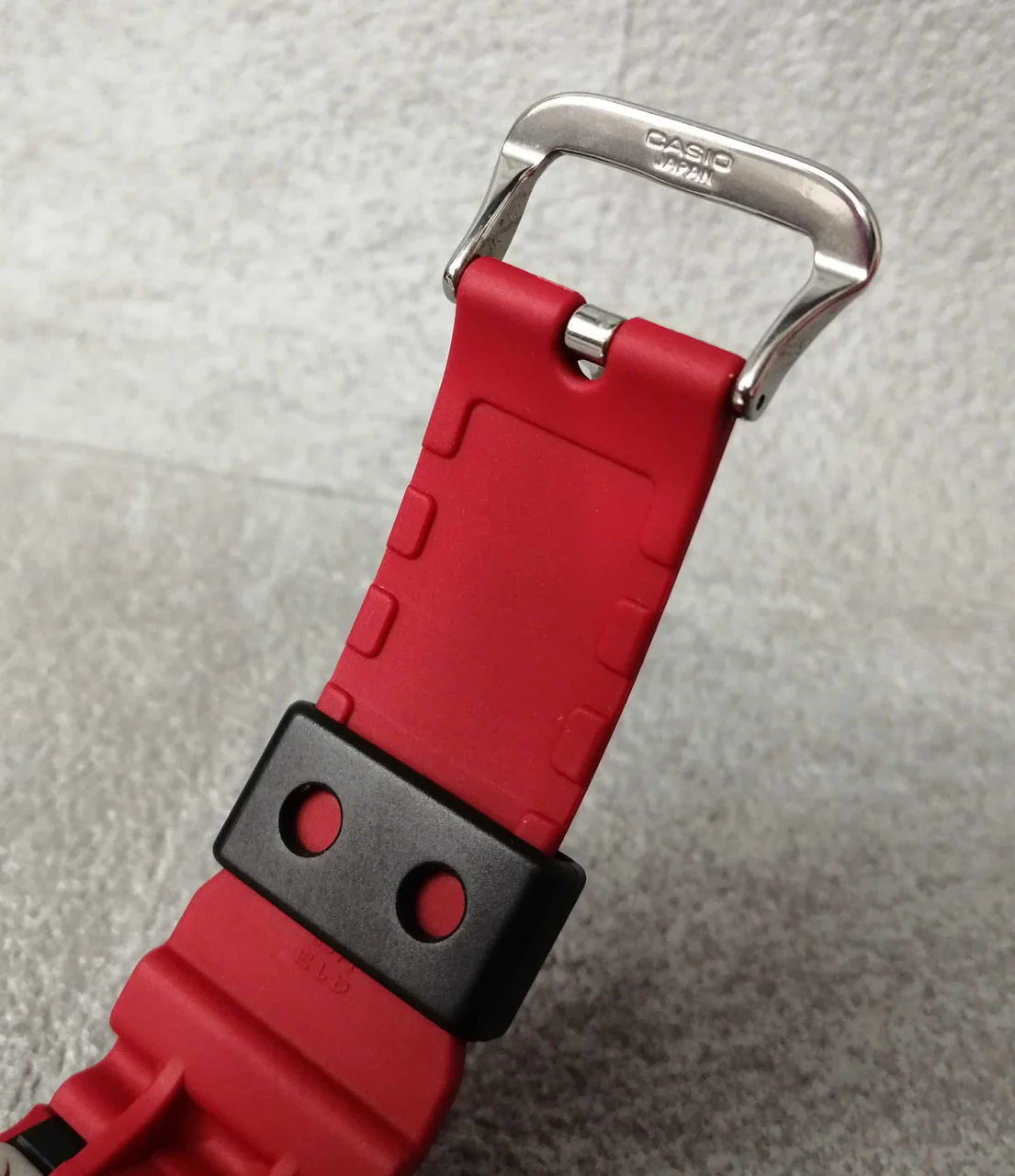 CASIO G-SHOCK Mobile Suit Gundam MS-06S Char's Zaku II - Image 18