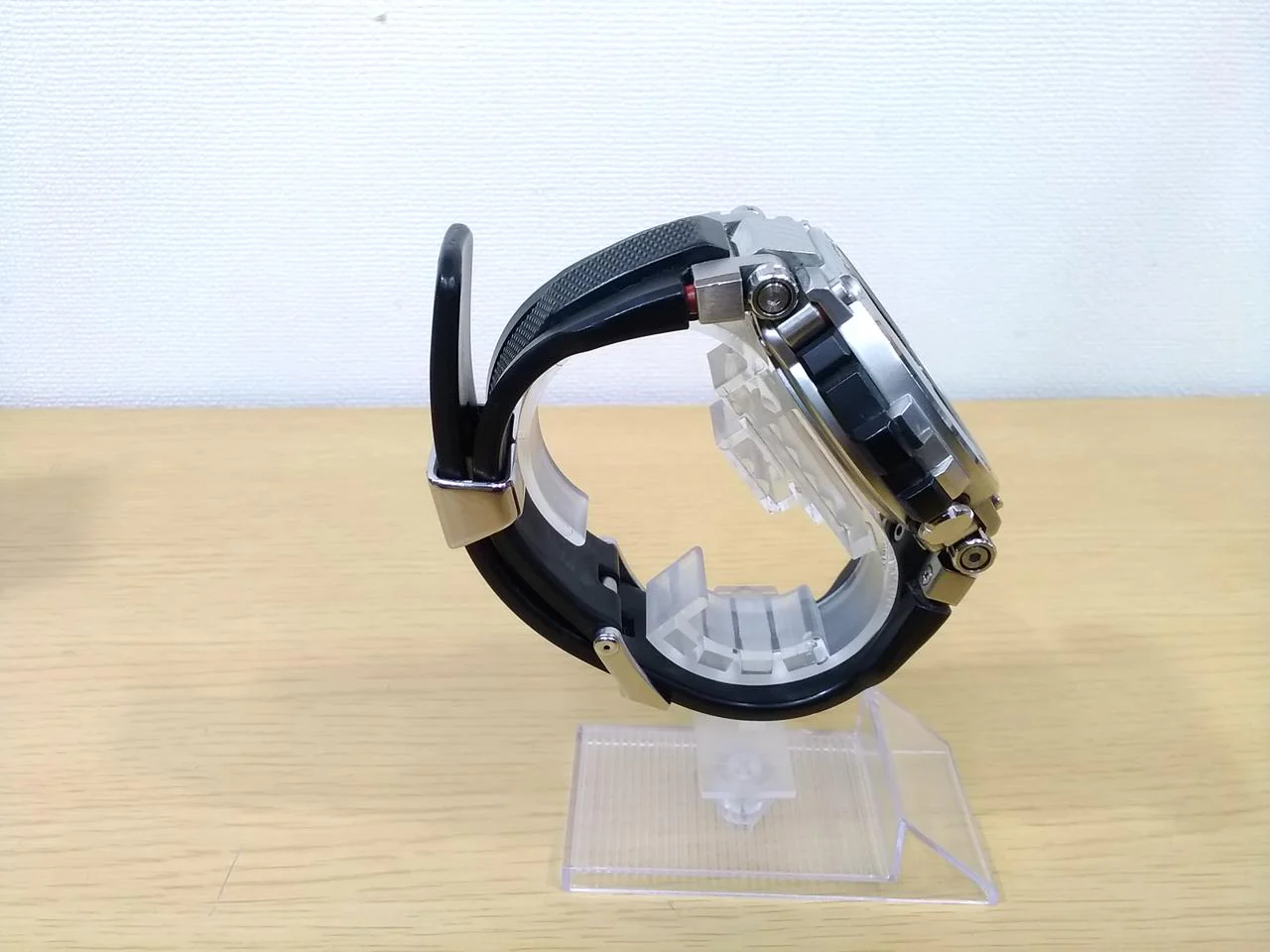 CASIO G-SHOCK MT-G MTG-B1000 - Image 4
