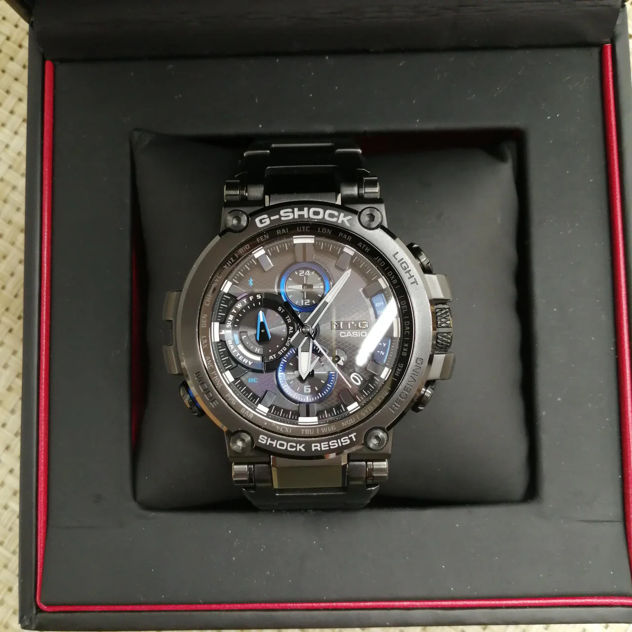 CASIO G-SHOCK MT-G MTG-B1000