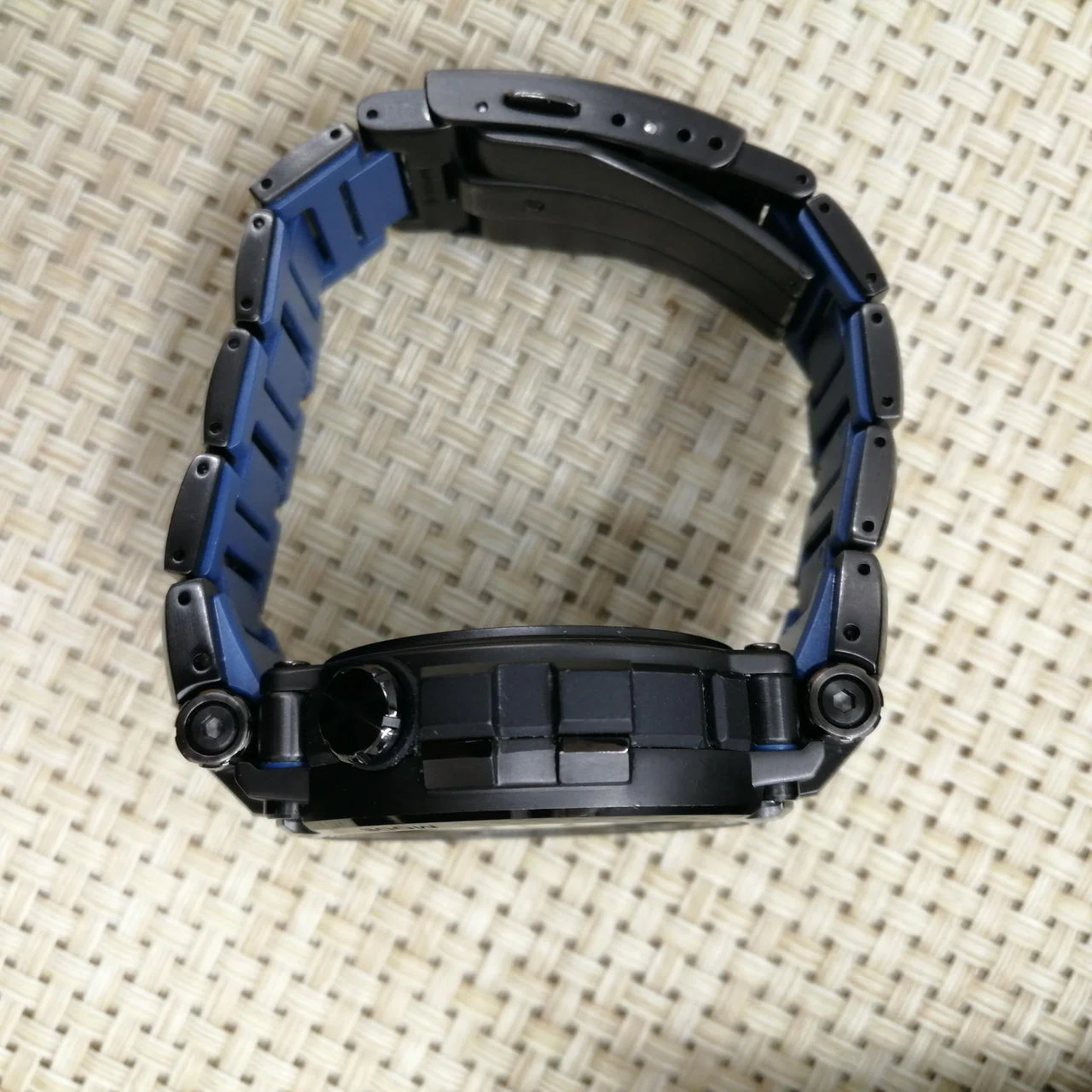 CASIO G-SHOCK MT-G MTG-B1000 - Image 8