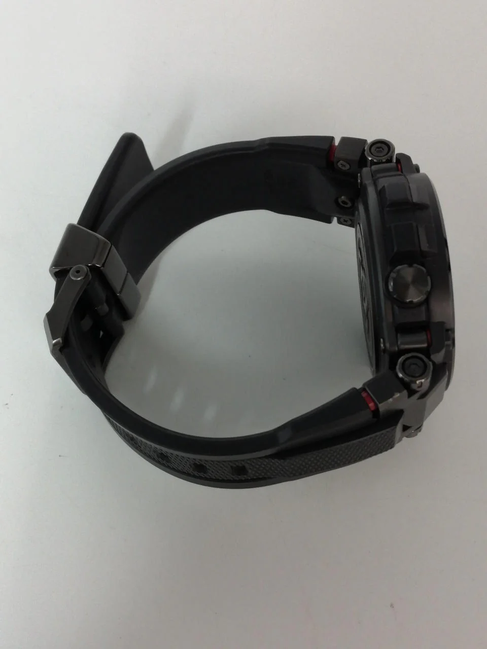 CASIO G-SHOCK MTG-B1000 - Image 5