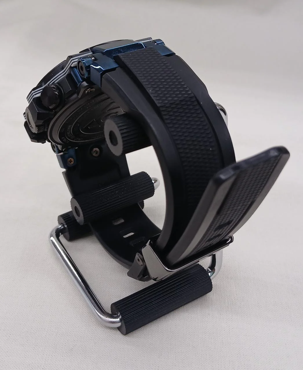 CASIO G-SHOCK MTG-B1000 - Image 4