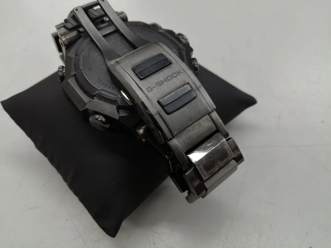 CASIO G-SHOCK MTG-B2000 - Image 2