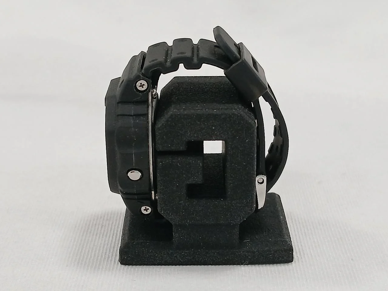 CASIO G-SHOCK NANO DWN-5600-1JR - Image 3