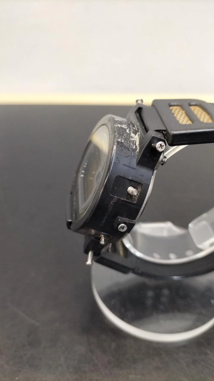 CASIO G-SHOCK *No Bezel 1299 DW-002 *Stained - Image 3