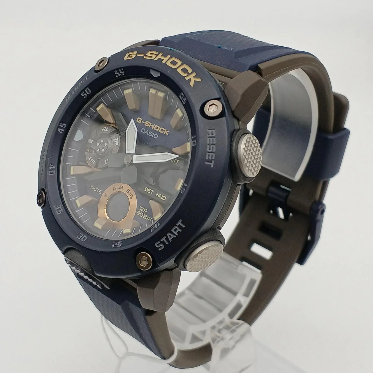 CASIO G-SHOCK Quartz Analog GA-2000 - Image 2
