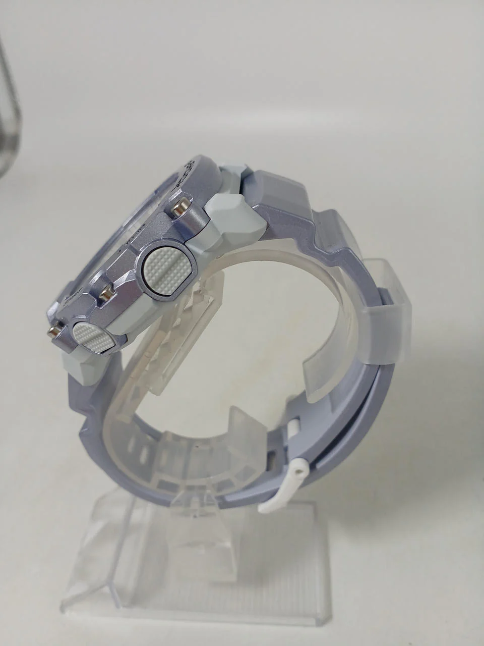 CASIO G-SHOCK Quartz Analog GA-2200FF - Image 2