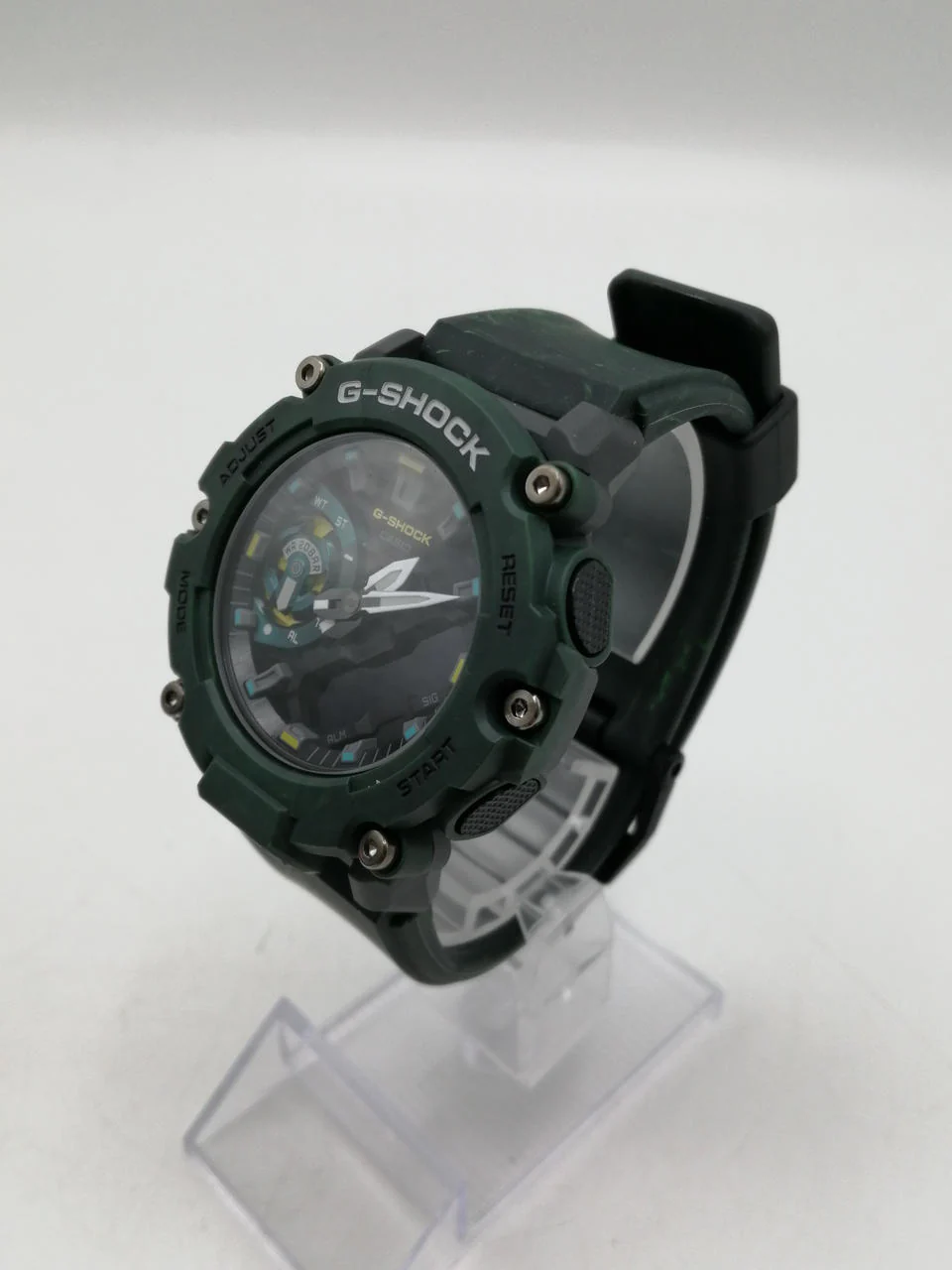 CASIO G-SHOCK Quartz Analog Watch GA-2200MFR - Image 2