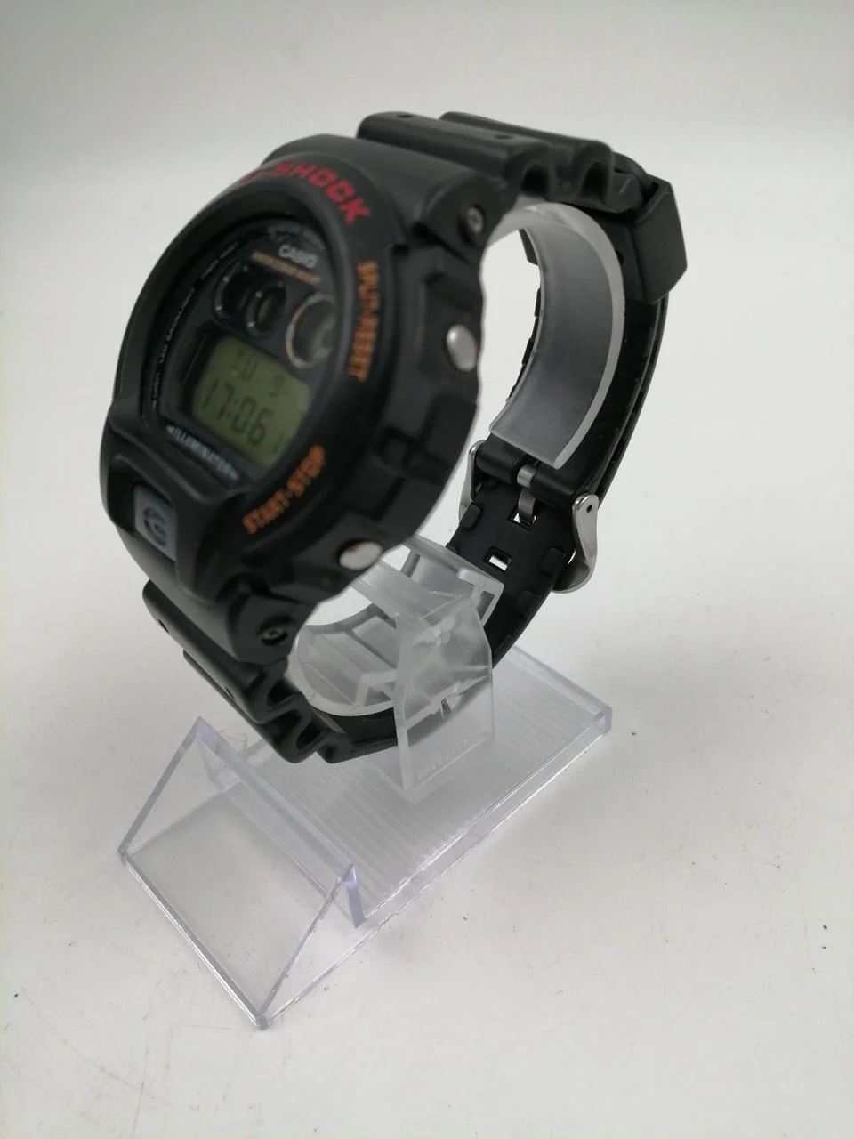 CASIO G-SHOCK Quartz Digital Watch DW-6900UB - Image 2