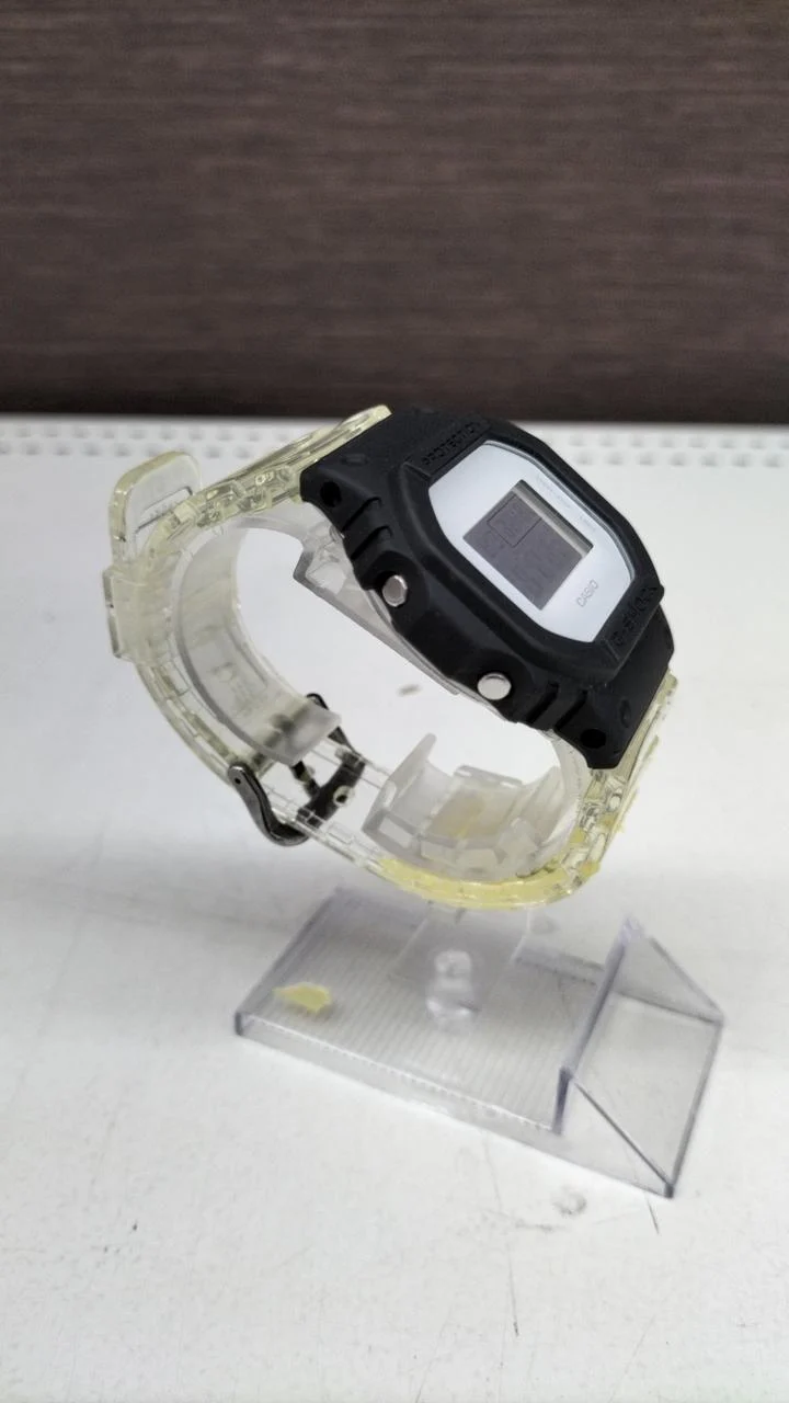 CASIO G-SHOCK Quartz DW-5600SG - Image 3