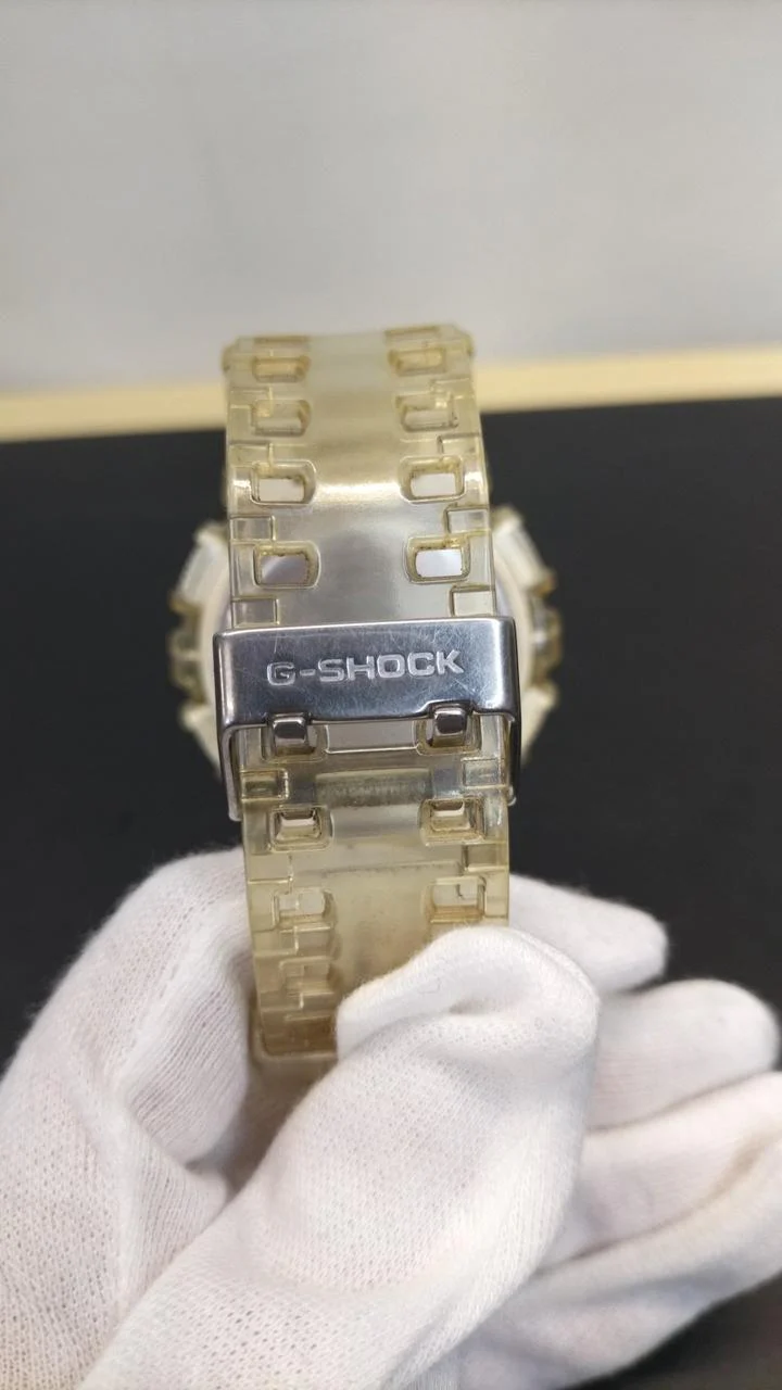 CASIO G-SHOCK Quartz GA-110CR *Resin Yellowing - Image 4
