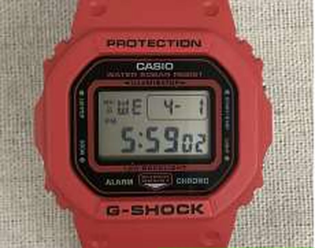 CASIO G-SHOCK Quartz watch DW-5600EP-4JF - Image 5