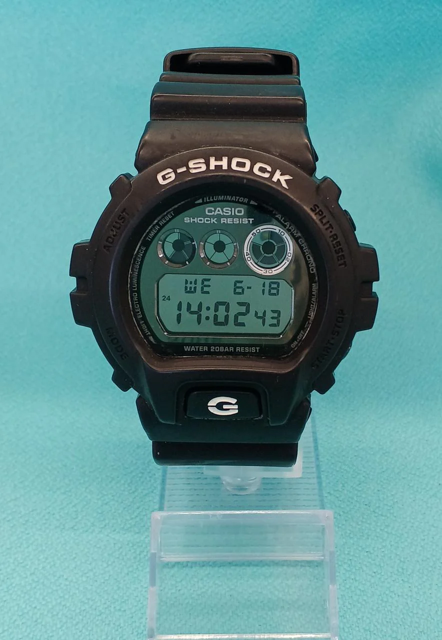 CASIO G-SHOCK Quartz Watch DW-6900BW - Image 2