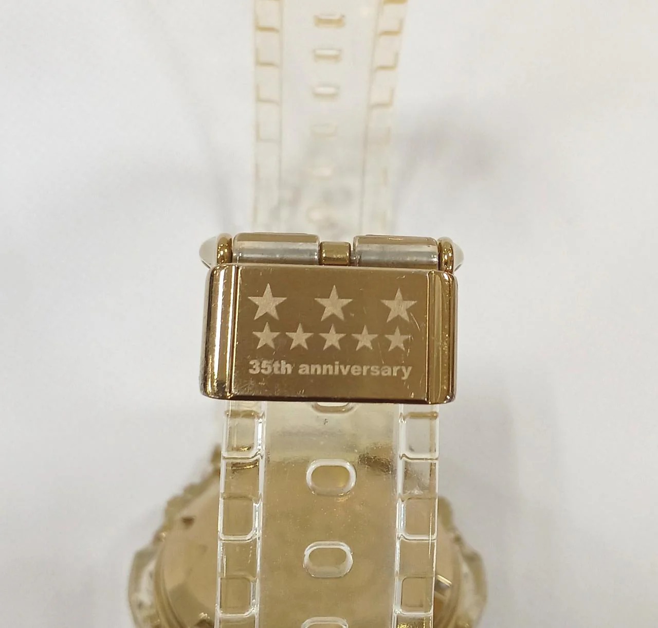 CASIO G-SHOCK Skeleton Gold DW-5735E - Image 7