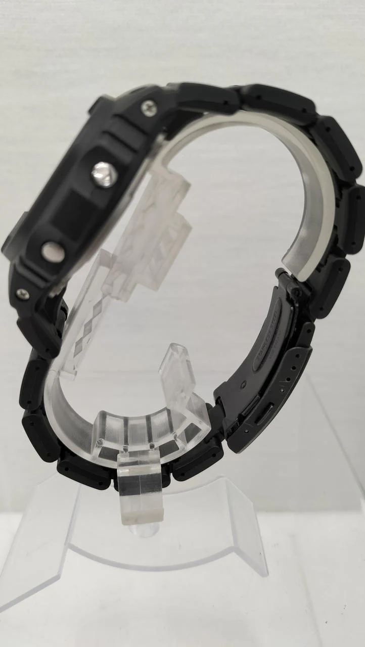 CASIO G-SHOCK (Solar Radio Controlled) GW-B5600 - Image 2