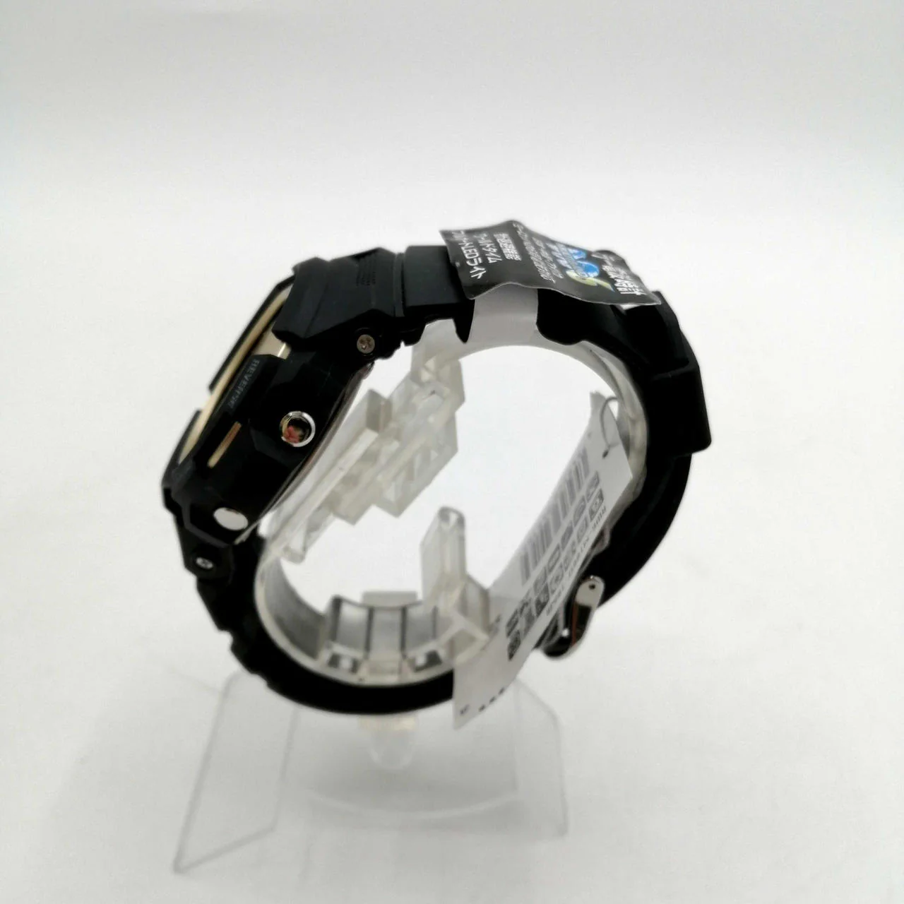 CASIO G-SHOCK Tough Solar AWG-M100SF-1A6JR - Image 4