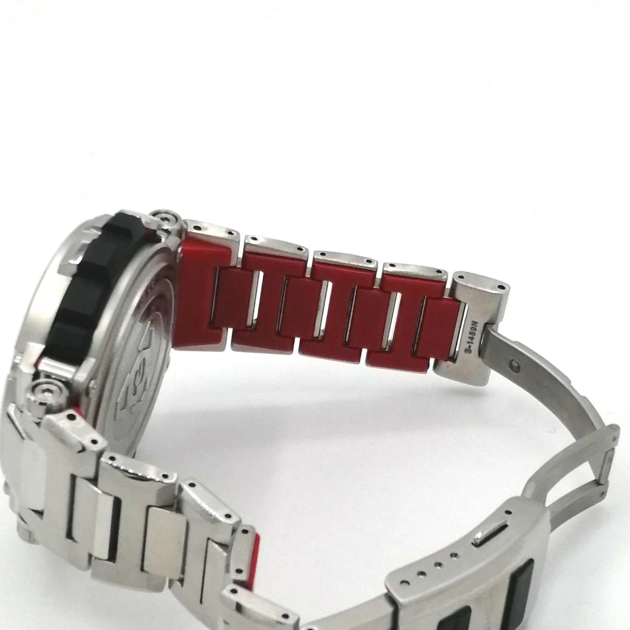 CASIO G-SHOCK Tough Solar MTG-B1000 - Image 8