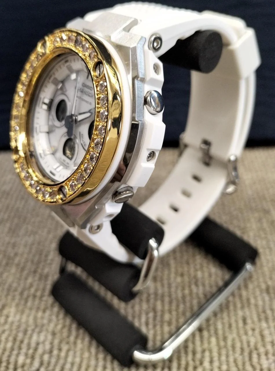 CASIO G-SHOCK watch GST-W310 - Image 2