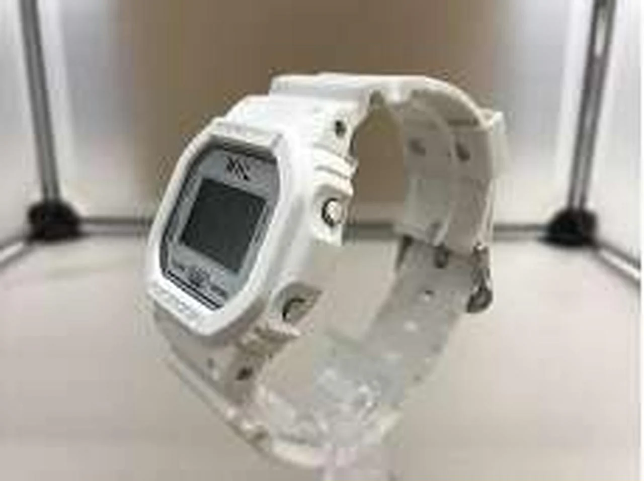 CASIO G-SHOCK x MARGARET HOWELL Collaboration DW-5600VT - Image 2