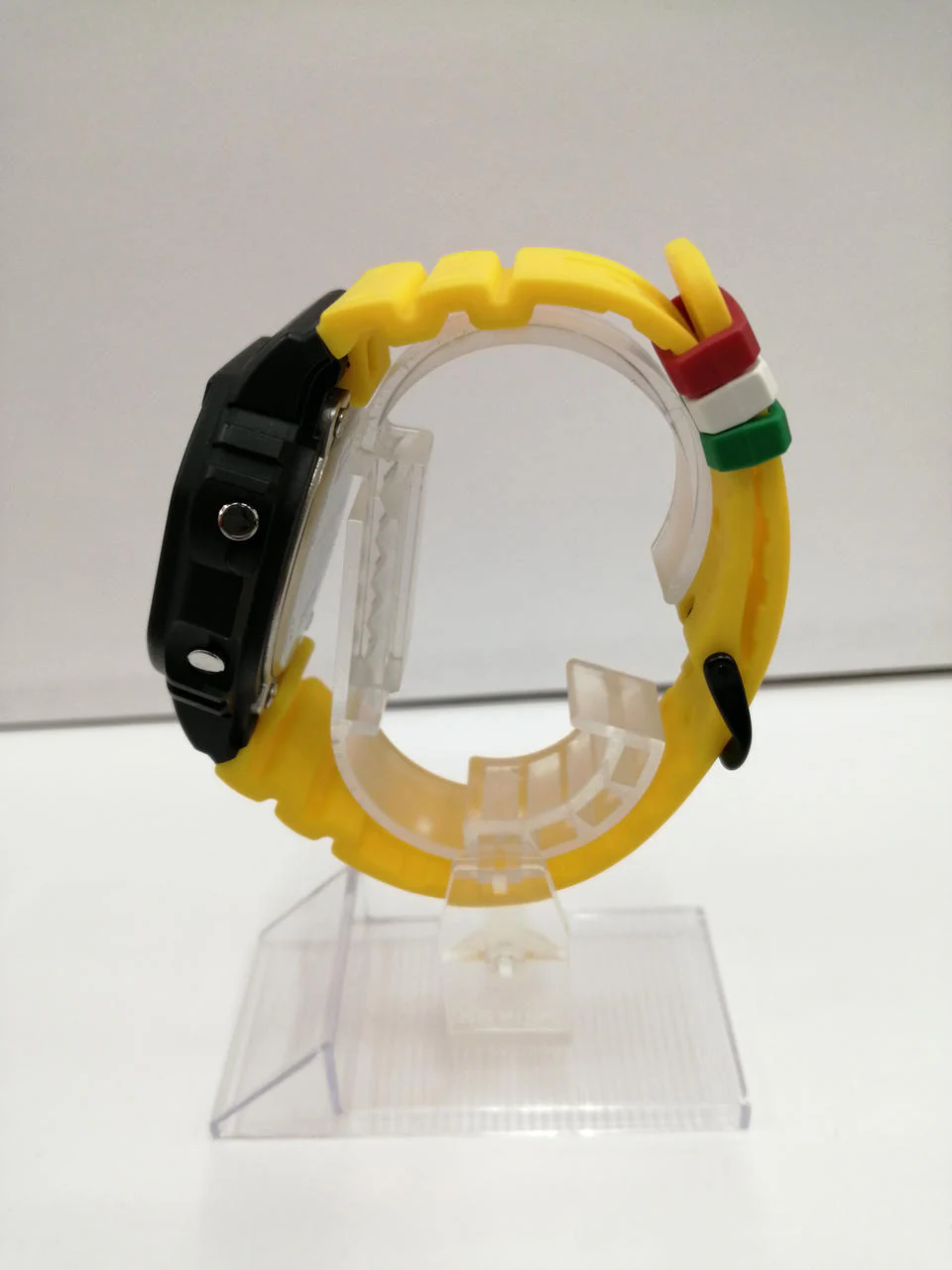 CASIO G-SHOCK YEL×BLK DWE-5610 - Image 4