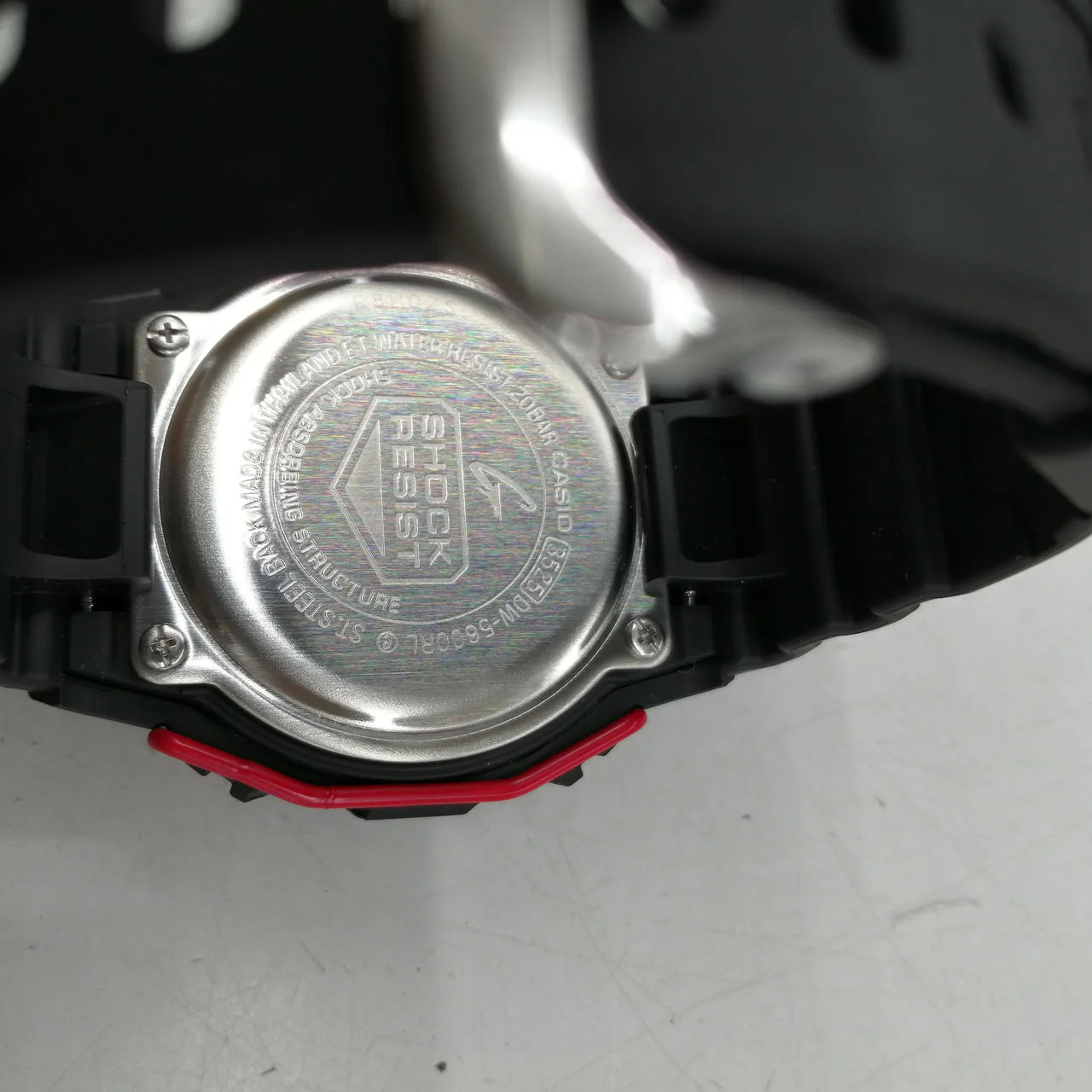 CASIO Quartz G-SHOCK DW-5600RL-1ER Black/Red - Image 4