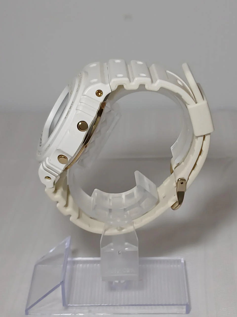 CASIO Quartz G-SHOCK DW-5725B-7JF - Image 3