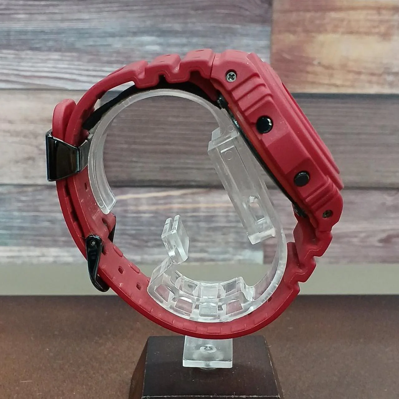 CASIO Quartz G-SHOCK DW-5735C-4JR - Image 4