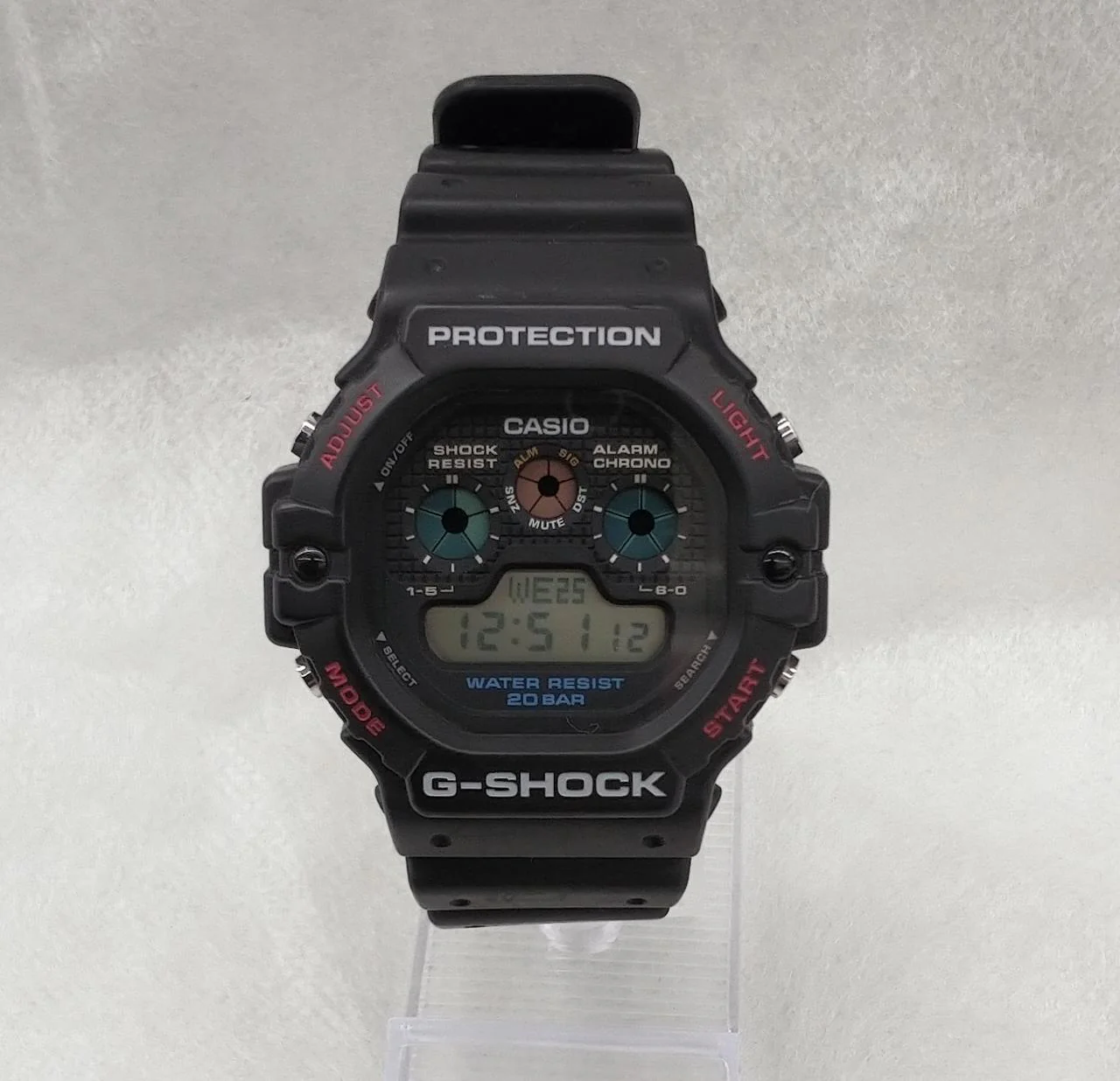CASIO Quartz G-SHOCK DW-5900U-1JF