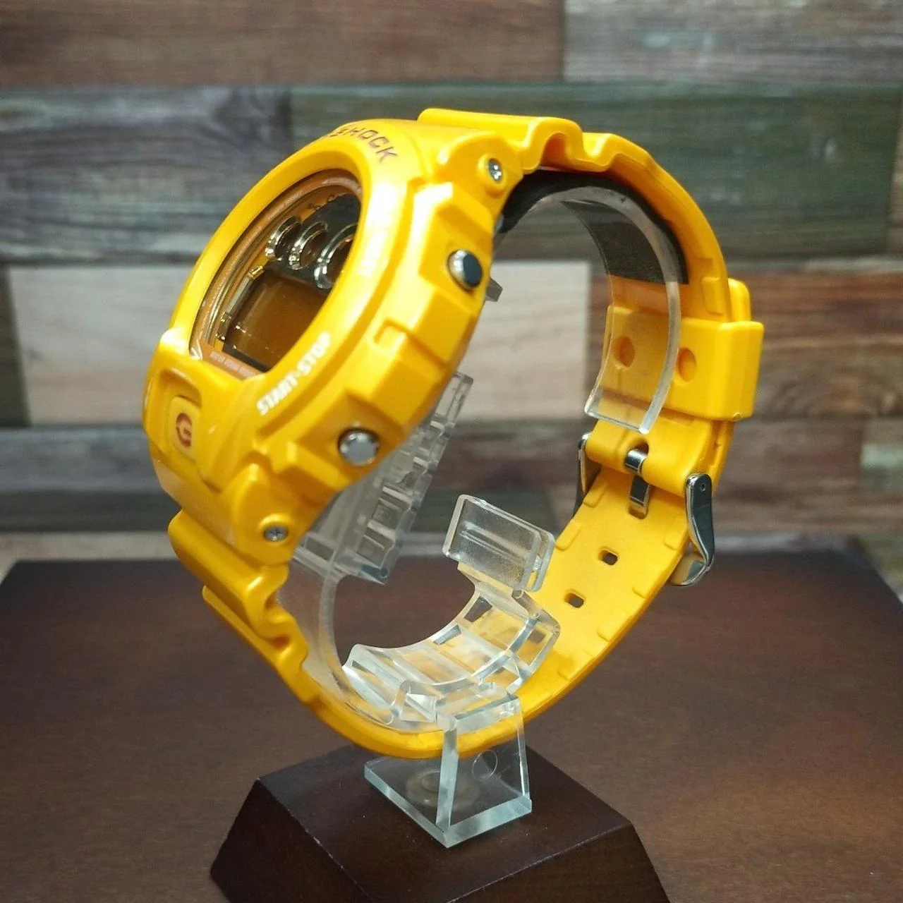 CASIO Quartz G-SHOCK DW-6900SB-9JF - Image 2