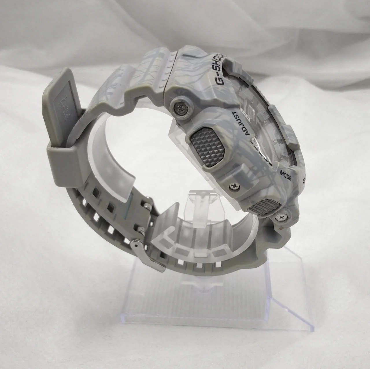CASIO Quartz G-SHOCK GA-110SL-8AJF - Image 3