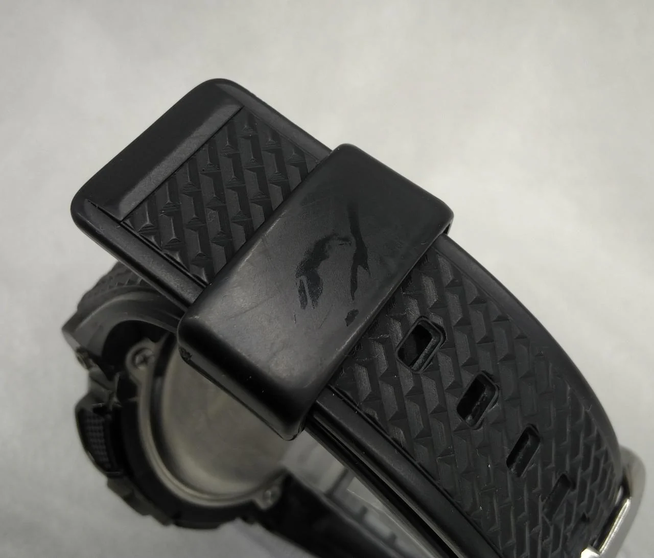 CASIO Quartz G-SHOCK GM-110B-1AJF - Image 5
