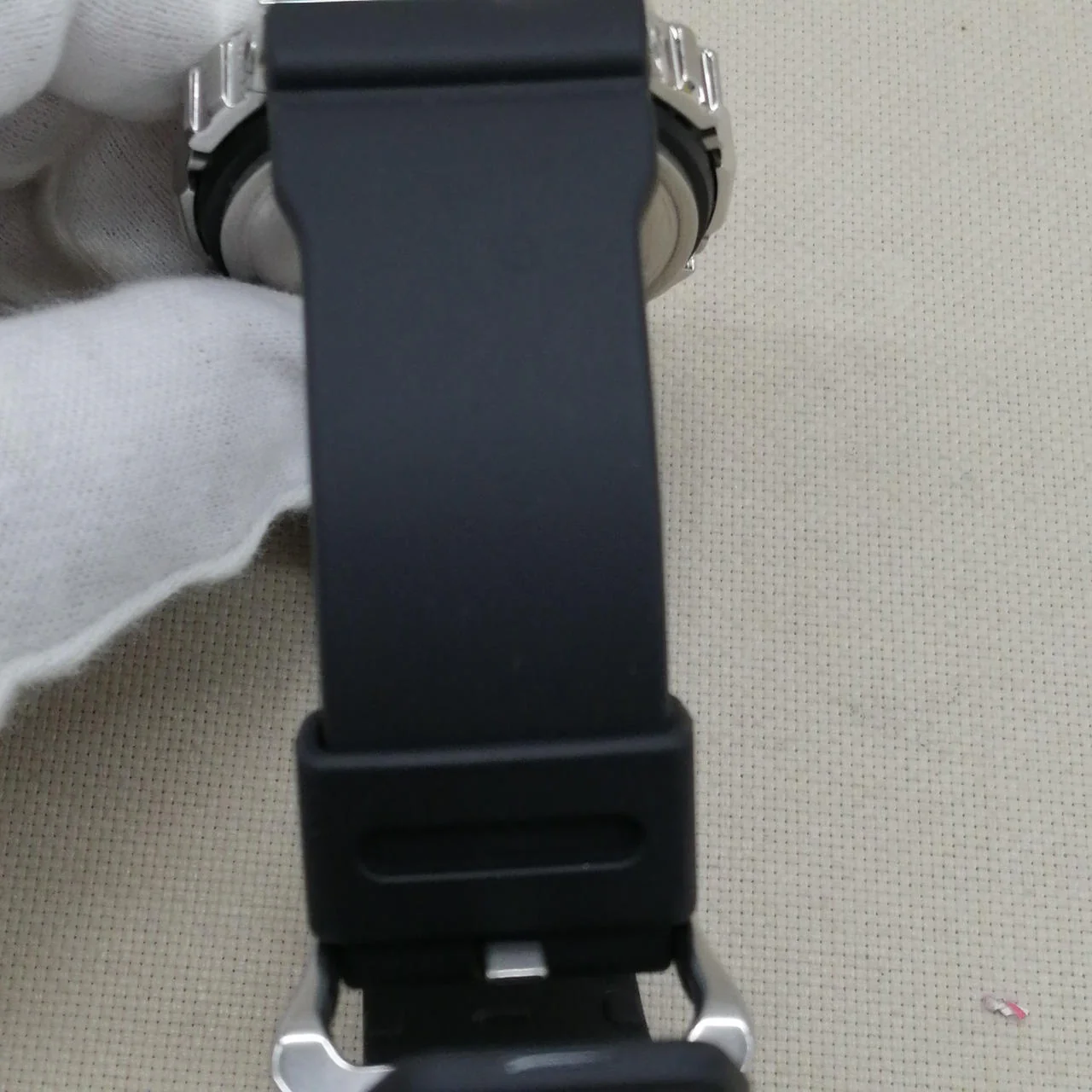 CASIO Quartz G-SHOCK GM-5600RW-1JF - Image 7
