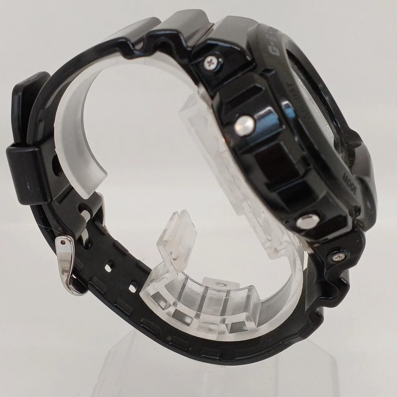CASIO Quartz wristwatch G-SHOCK DW-6900NB - Image 4
