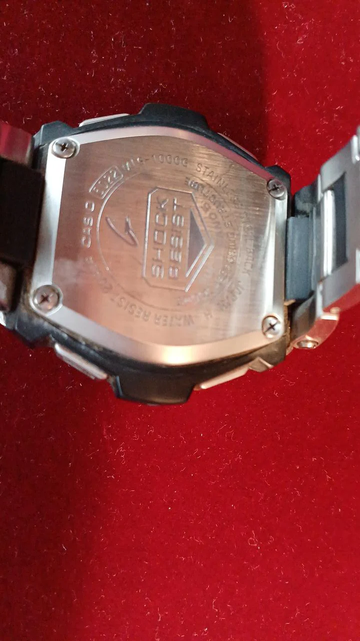 CASIO Quartz wristwatch MT-G - Image 4