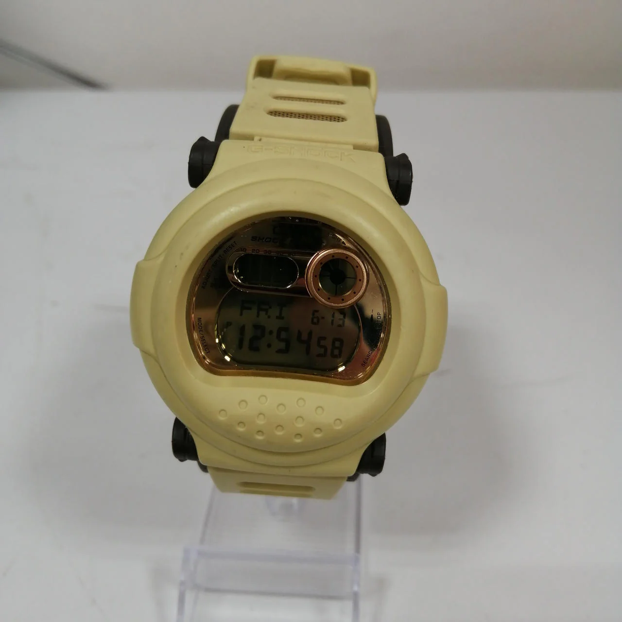 CASIO SHOCK RESISTAMT YEL/G-001CB