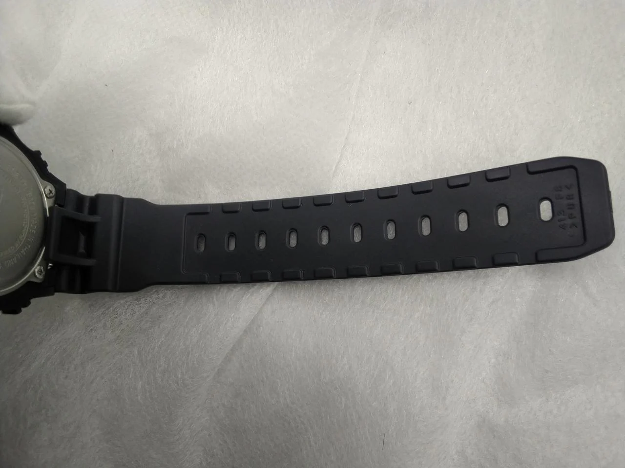 CASIO Solar G-SHOCK G-5600E MHL collaboration - Image 7