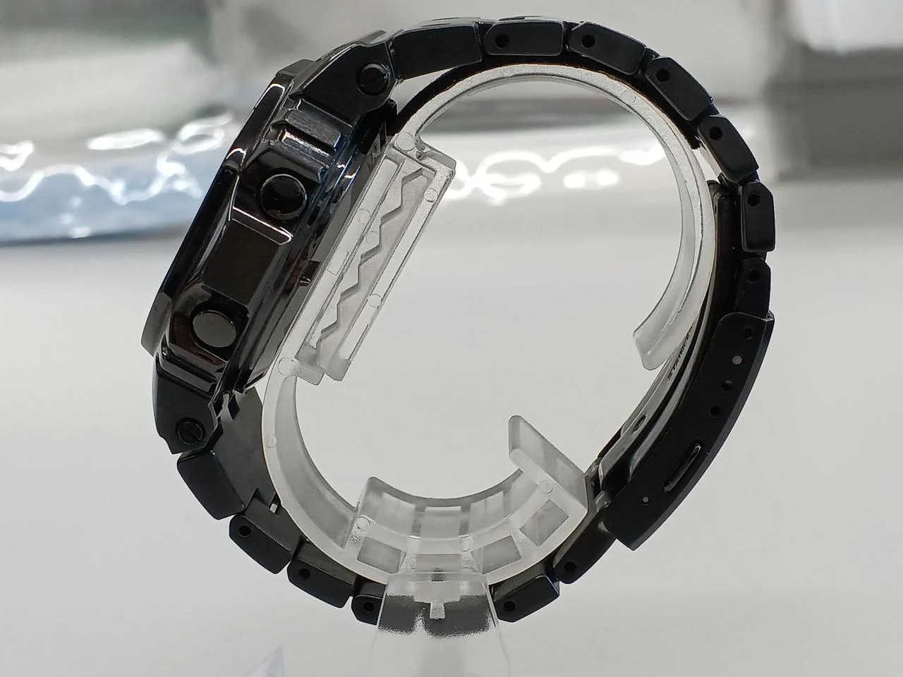CASIO Solar G-SHOCK wristwatch GMW-B5000 - Image 2