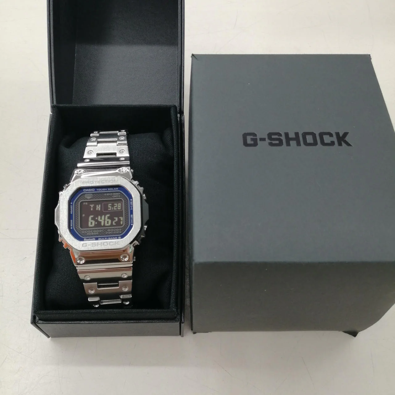 CASIO Solar Radio-Controlled G-SHOCK GMW-B5000D-2JF